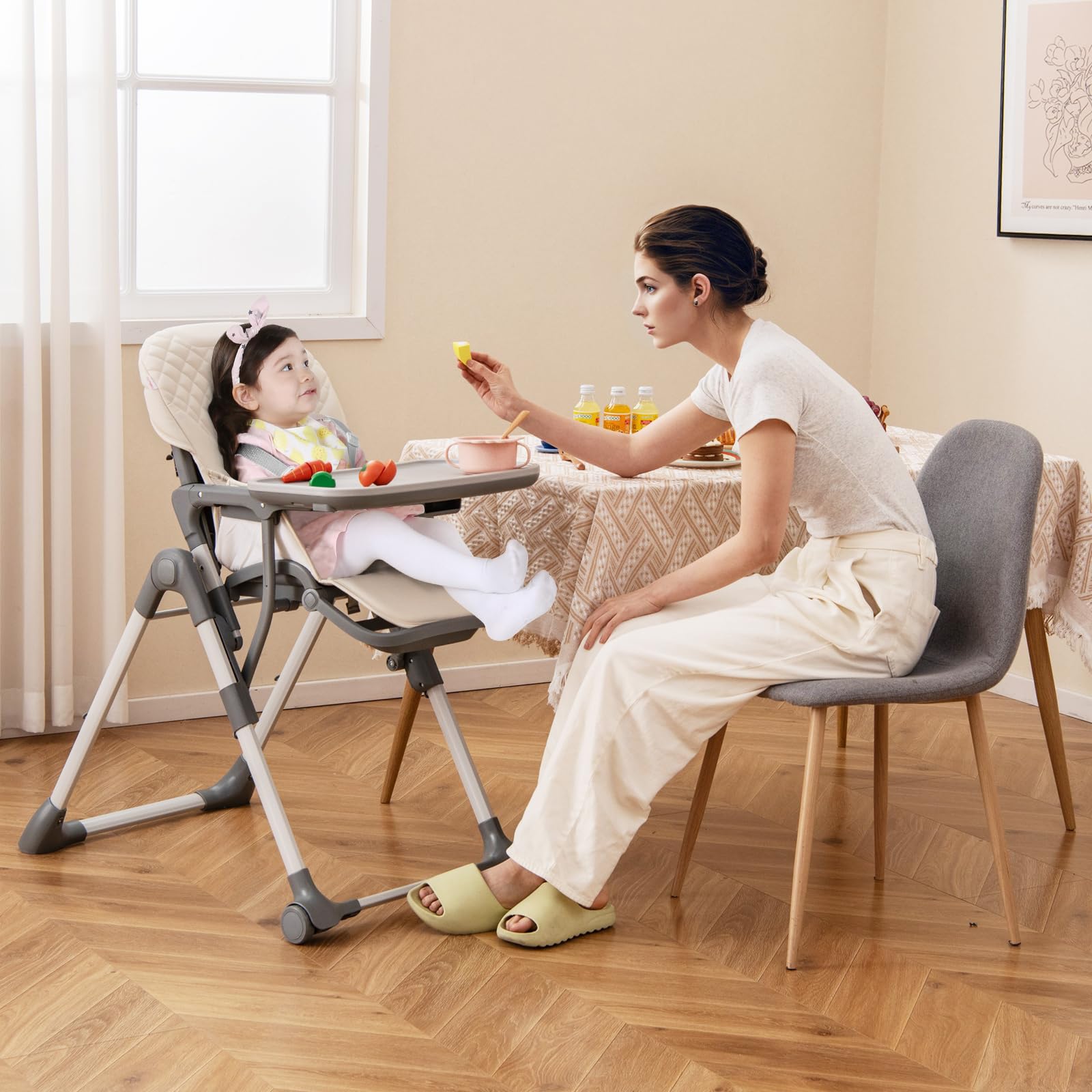 Foldable High Chair for Babies and Toddlers